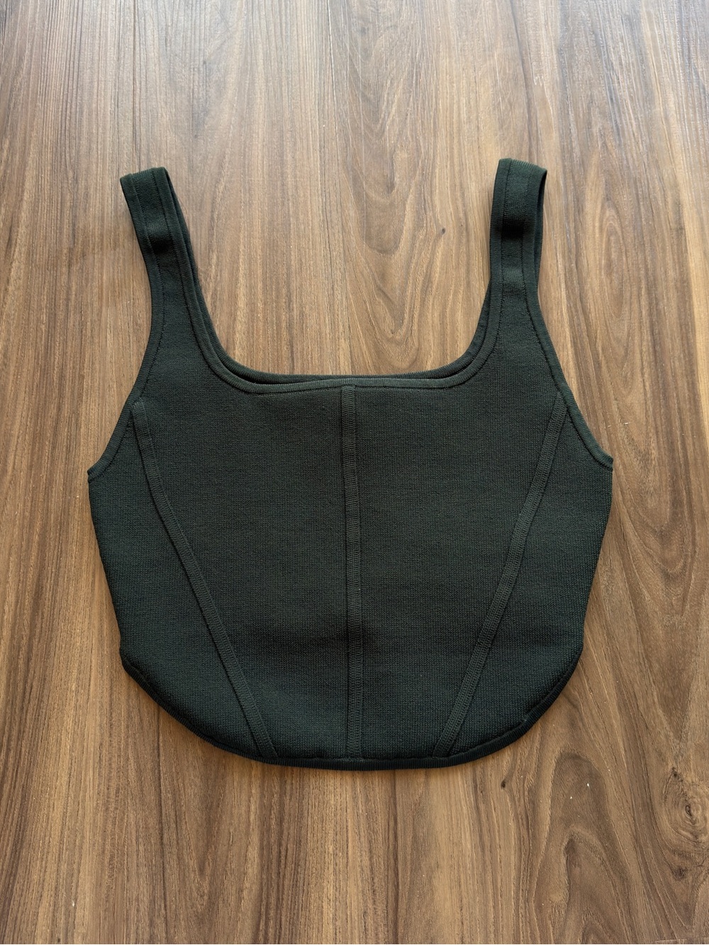 Aritzia Babaton Sculpt Knit Tank